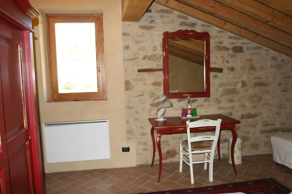 Sacreterre B&B E Agriturismo Tizzano Val Parma Bed & Breakfast